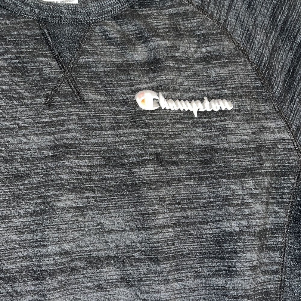 Champion Men's Sweatshirt Size medium in Black - Picture 2 of 8
